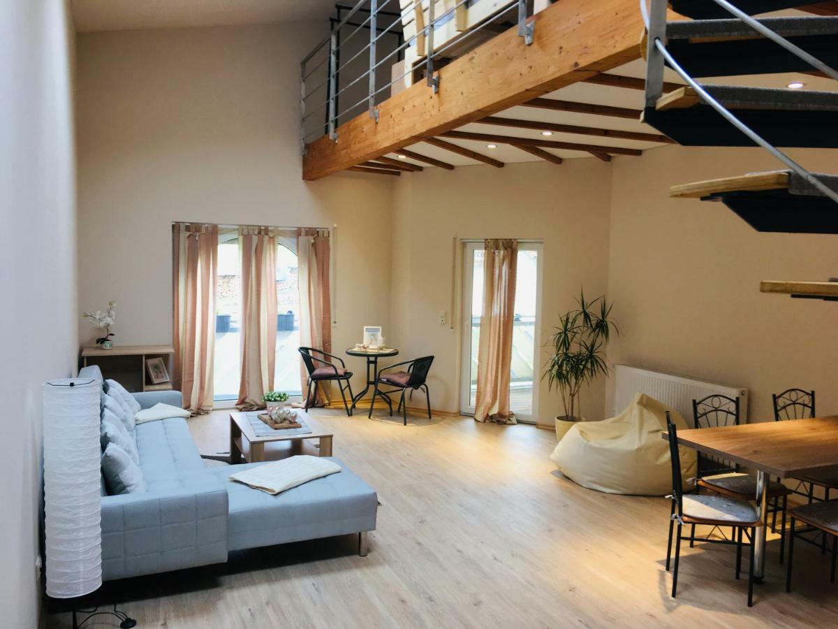 Ferienwohnung Am Nuerburgring/Wintersport Arft Acht Exterior foto